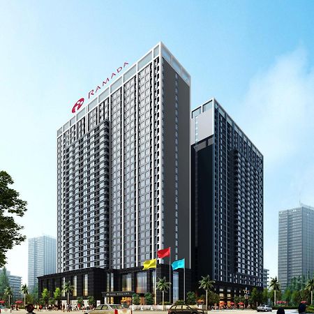 Готель Ramada Chengdu North Екстер'єр фото