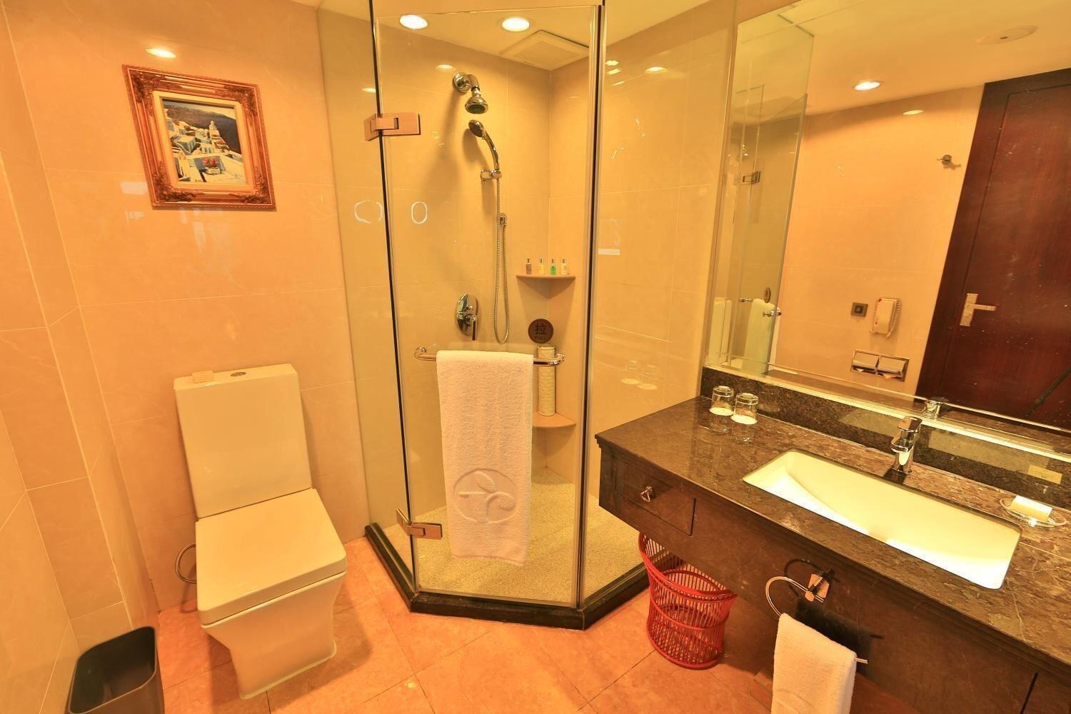 Готель Ramada Chengdu North Екстер'єр фото